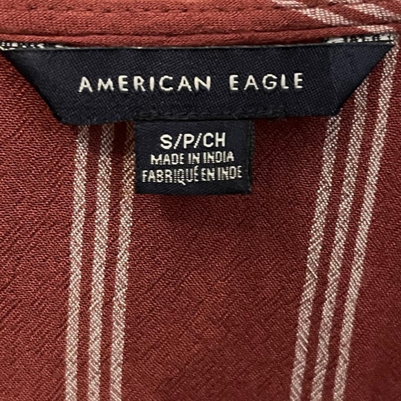 American Eagle Crop Top - Picture 4 of 4